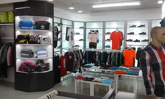 estanterias para tiendas de deportes en Murcia